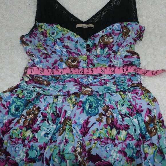 SAPA Floral Dress - Picture 10 of 10
